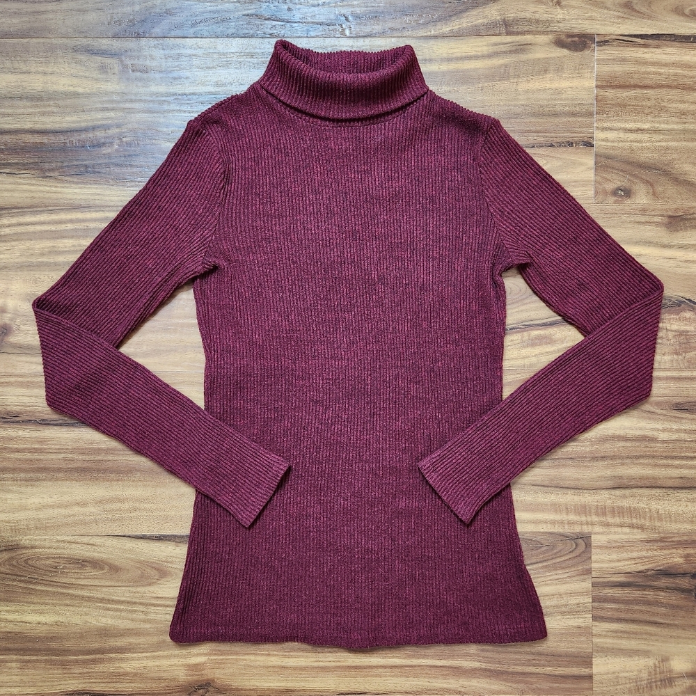 Mossimo Supply Co. Dark Red Ribbed Turtleneck Shirt Size Small